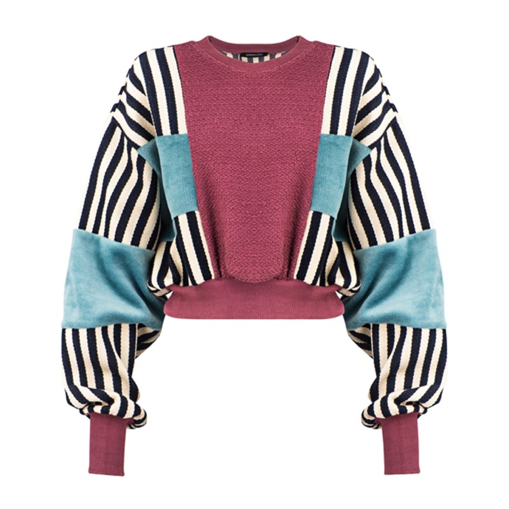 Sebnem Gunay sweater worn by Gigi Hadid